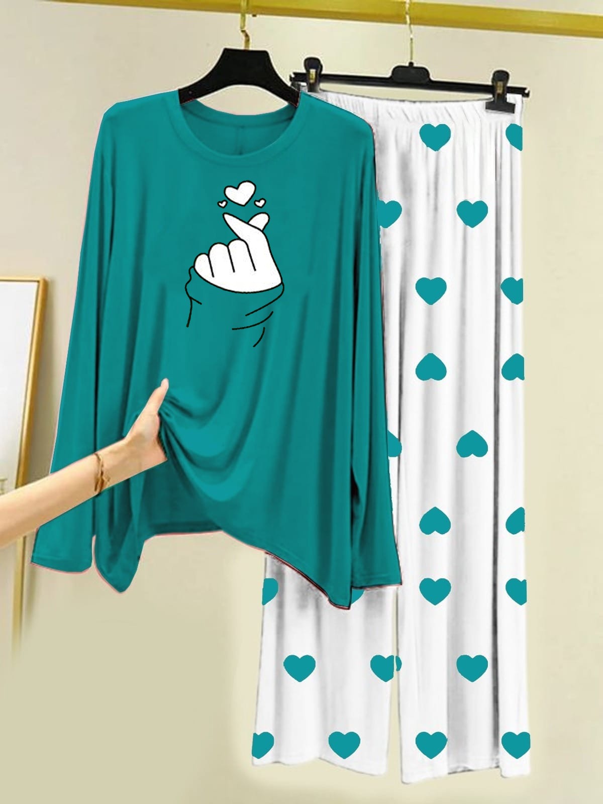 Finger Love Printed Sea Green Shirt With Heart Printed Palazzo Night Suit