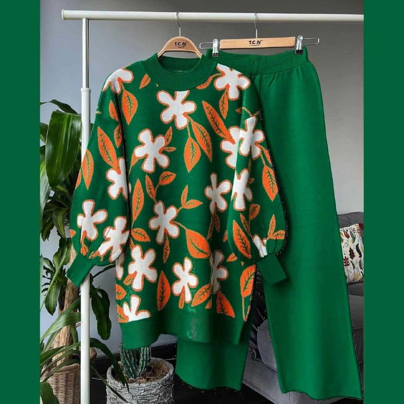 Flower Printed Style 2-Pcs Winter Tracksuit For Her