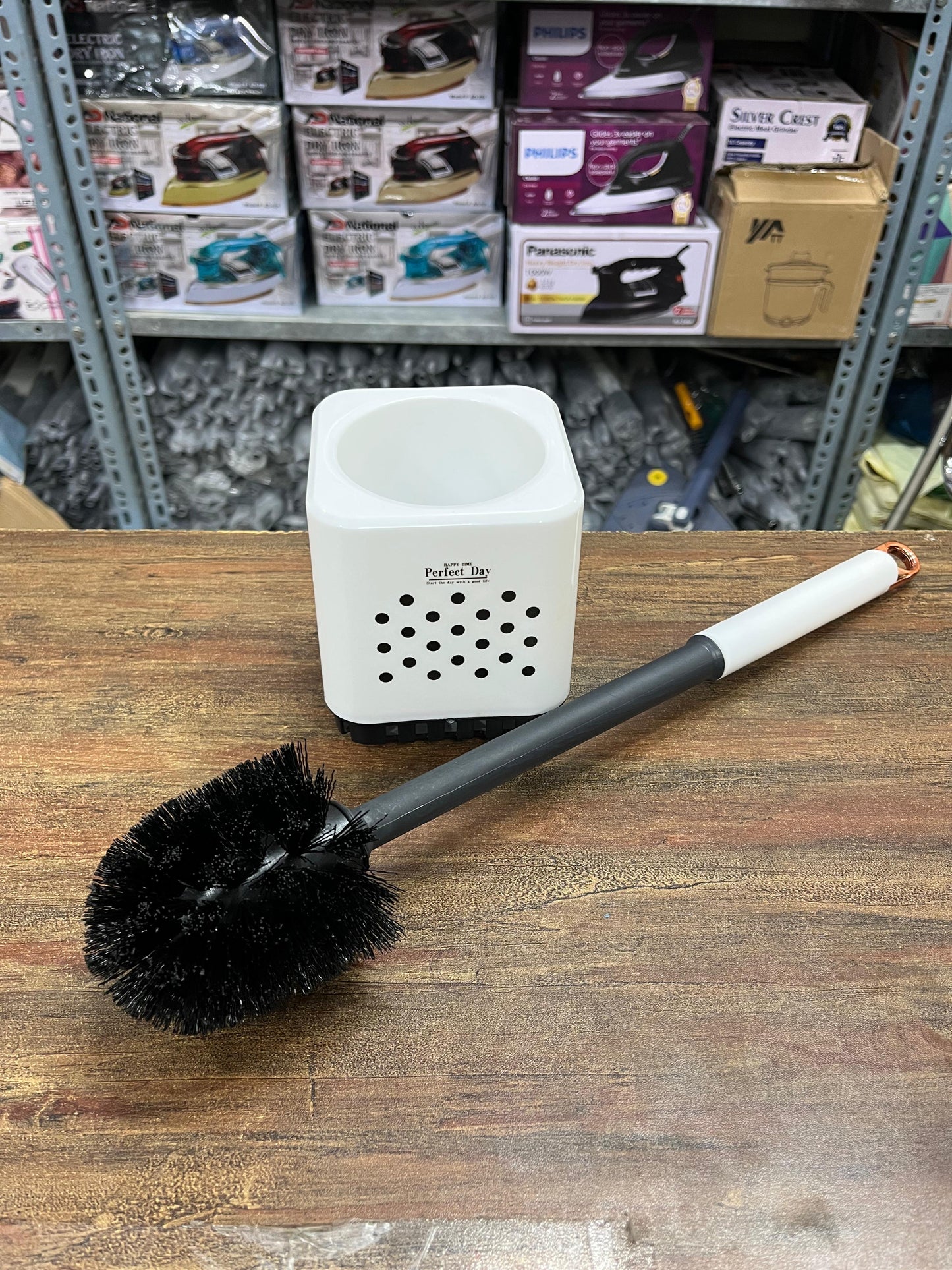 Perfect Day Toilet Brush 🇨🇳
