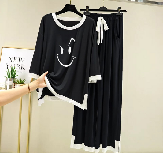 Smile  Printed Full Sleeves Black  white Border Shirt & Palazzo