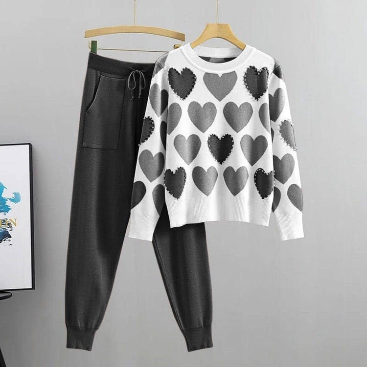 KK-12 - Heart Printed Pearl Work Style 2-Piece Winter Tracksuit for Women