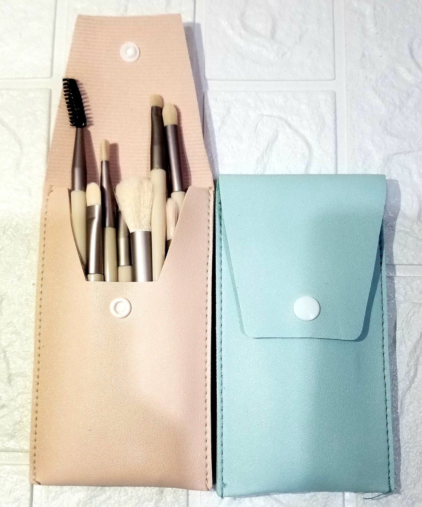 8pcs Makeup Brush Set with Leather Bag