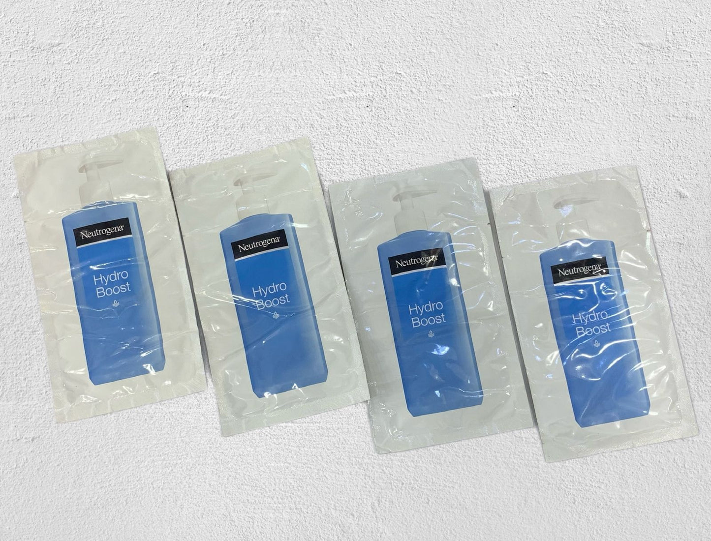 Neutrogena Hydro Boost Gel 4 Pcs Set