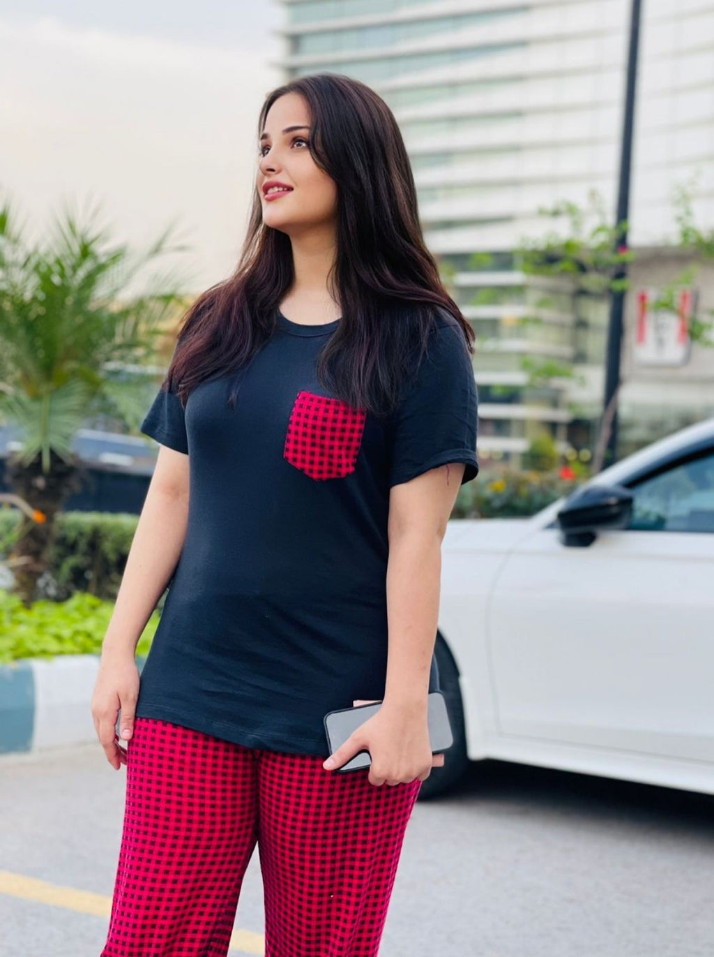 Black and Red Check Style