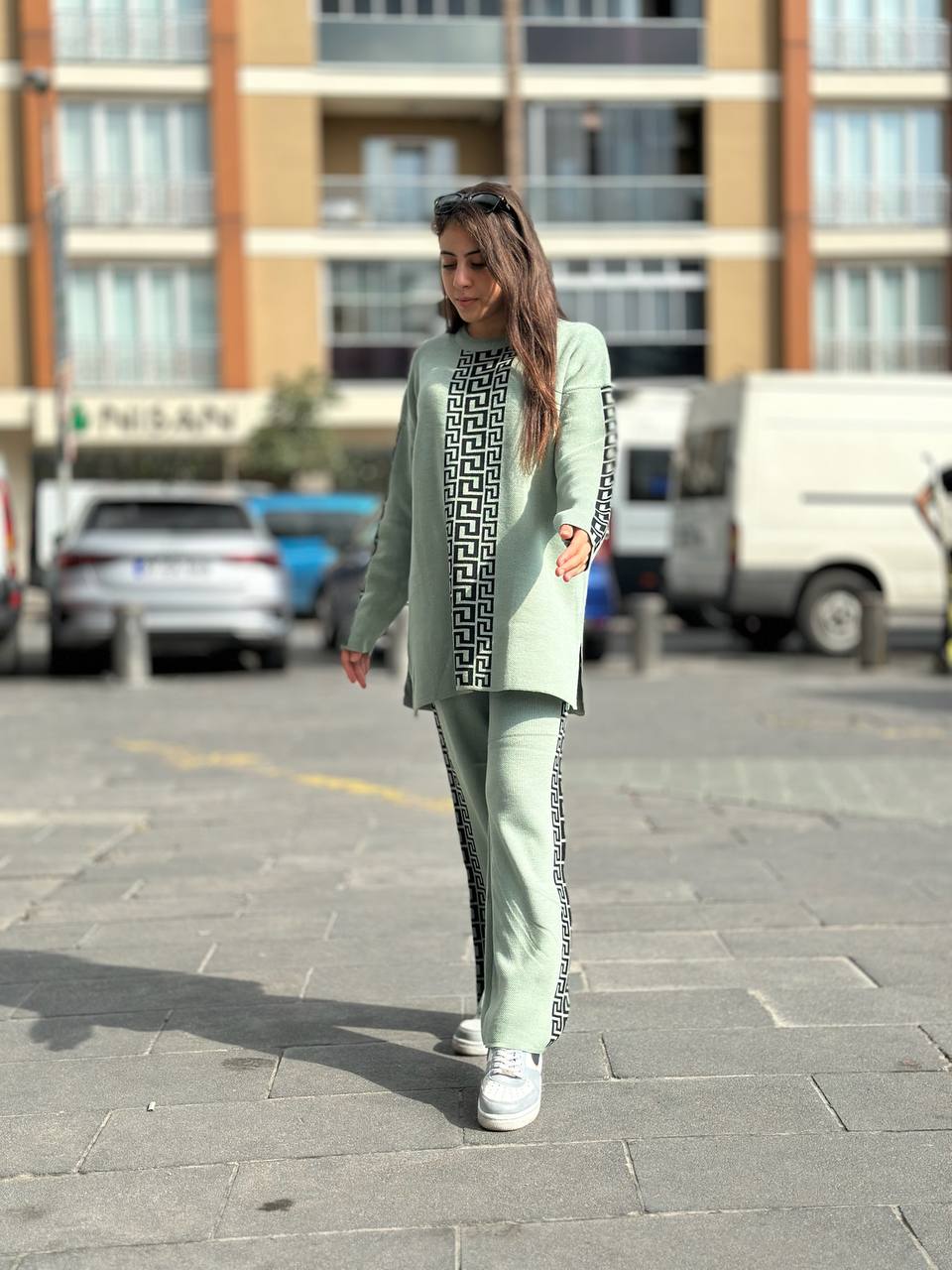 Light Gree Color  Drop-Shoulder Puzzle Printed  Sweat Style 2-Pcs Winter Tracksuit