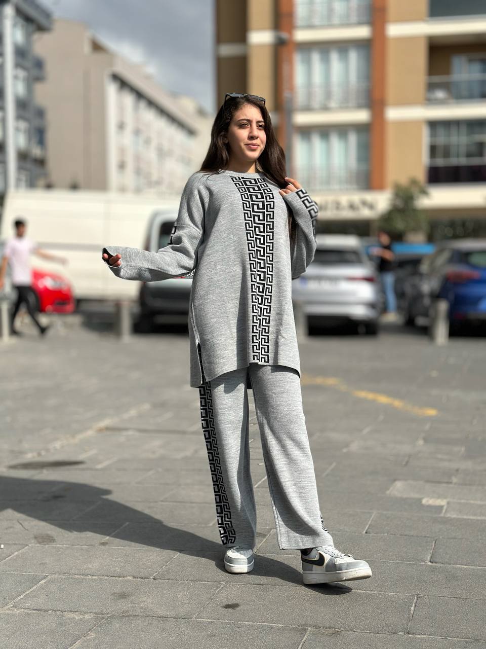 Grey Color  Drop-Shoulder Puzzle Printed  Sweat Style 2-Pcs Winter Tracksuit